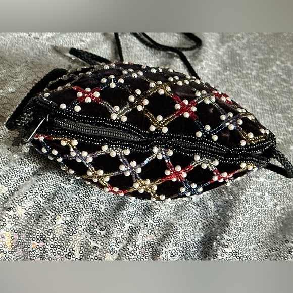 Black Beaded Crossbody Bag - Picture 10 of 16